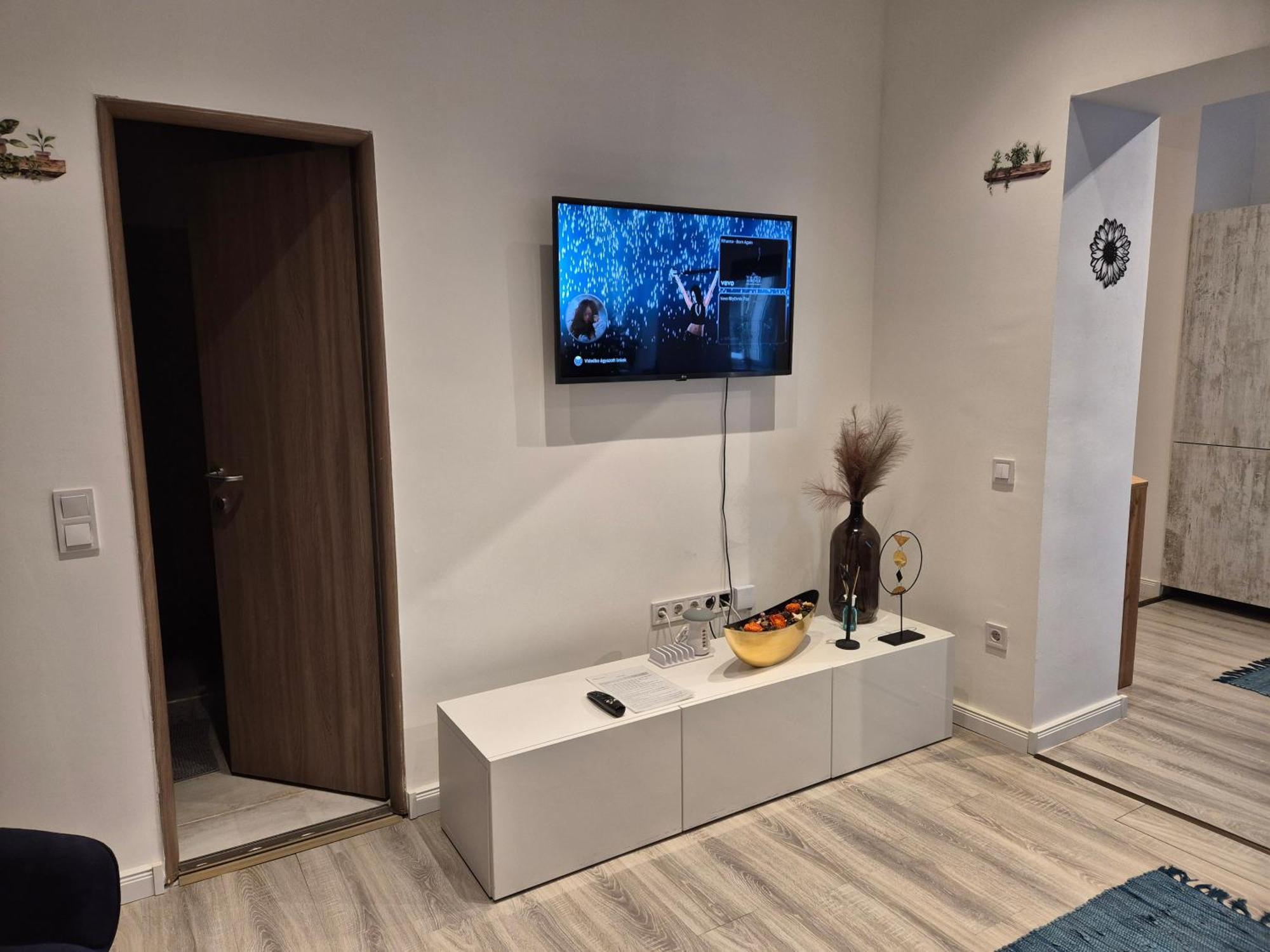 Damjanich 51- Lovely 3Bedroom Apartment ブダペスト エクステリア 写真